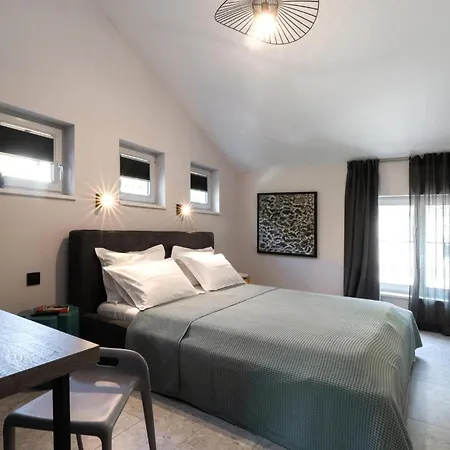 4 Bedroom Gorgeous In Korcula Feriehus