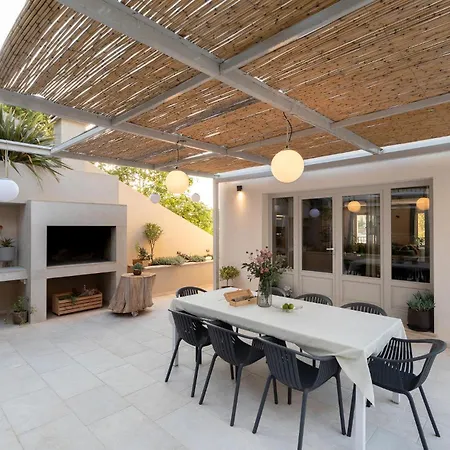 4 Bedroom Gorgeous In Korcula Feriehus *