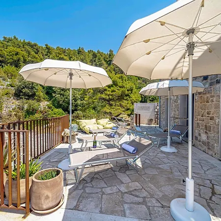 Feriehus 4 Bedroom Gorgeous In Korcula