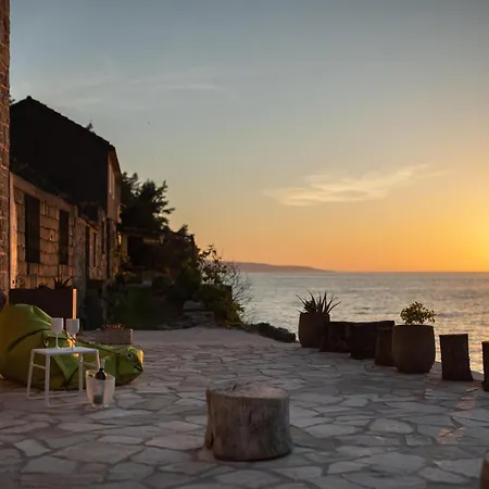 4 Bedroom Gorgeous In Korcula Babina