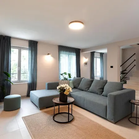 בית נופש 4 Bedroom Gorgeous In Korcula